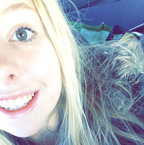 Meet your Posher, Brooke